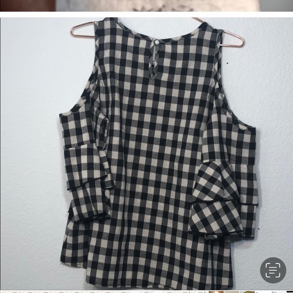 Ces Femme cold shoulder ruffle sleeve plaid top - Picture 3 of 5